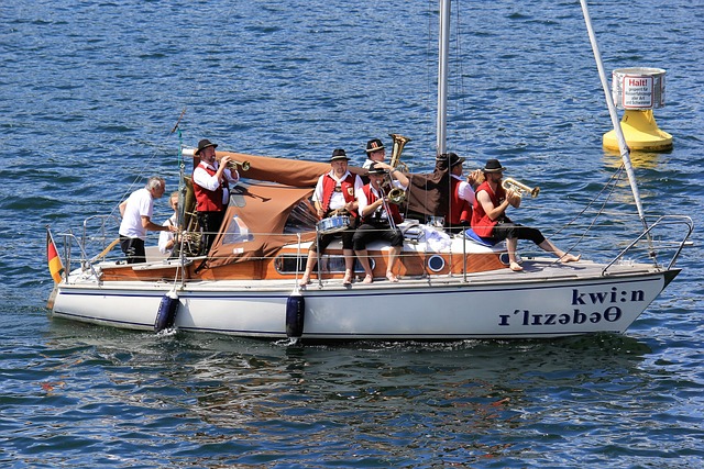 明日绿军战马刺 塔图姆脚踝扭伤歇一场后复出 普理查德出战成疑.